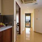 View - Heated Pool & Gym & Sauna - Majestic Views - 5 Min Drive From Center וילה *