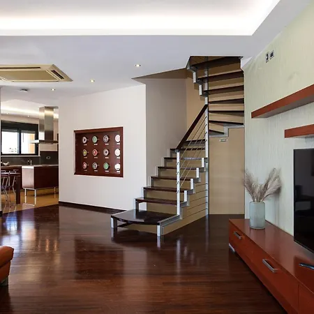 View - Heated Pool & Gym & Sauna - Majestic Views - 5 Min Drive From Center * La Canée