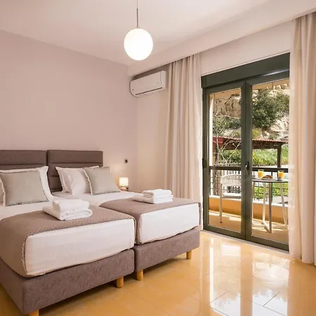 Villa View - Heated Pool & Gym & Sauna - Majestic Views - 5 Min Drive From Center