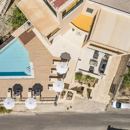 View - Heated Pool & Gym - Majestic Views - 5 Min Drive From Center Villa La Canea