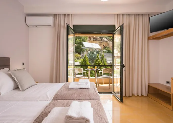 View - Heated Pool & Gym - Majestic Views - 5 Min Drive From Center *