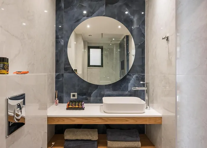 View - Heated Pool & Gym - Majestic Views - 5 Min Drive From Center 하니아