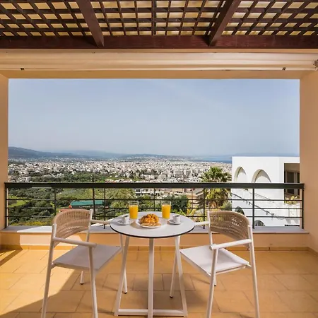 Villa View - Heated Pool & Gym - Majestic Views - 5 Min Drive From Center