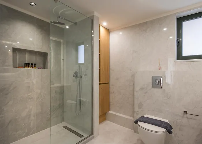 View - Heated Pool & Gym - Majestic Views - 5 Min Drive From Center Villa *