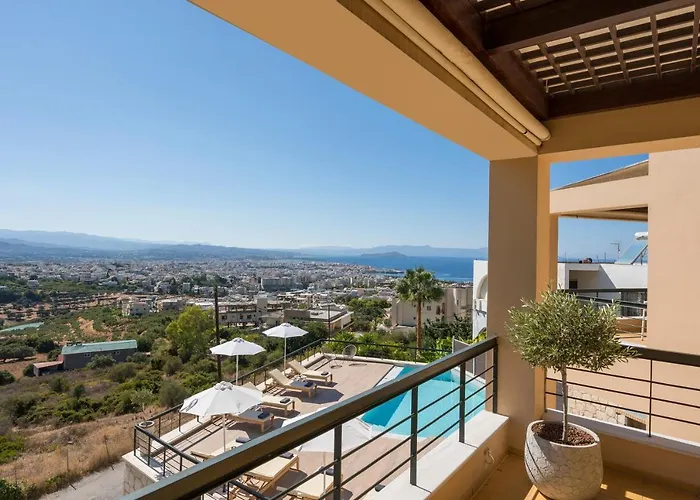 View - Heated Pool & Gym - Majestic Views - 5 Min Drive From Center Villa Chania (Crete)