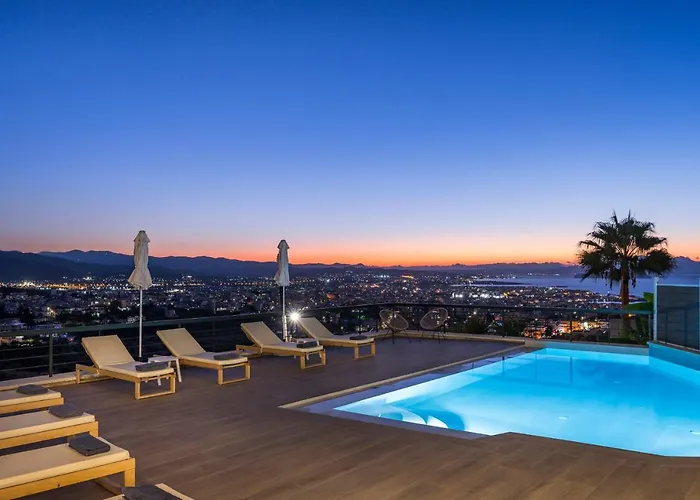 View - Heated Pool & Gym - Majestic Views - 5 Min Drive From Center Villa Chania (Crete)